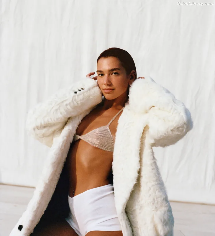 Dua Lipa photo 20 of 7804