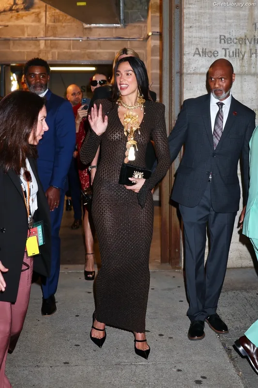 Dua Lipa photo 22 of 7804