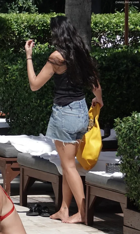 Dua Lipa photo 16 of 7804