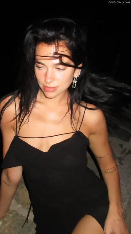 Dua Lipa photo 20 of 7804