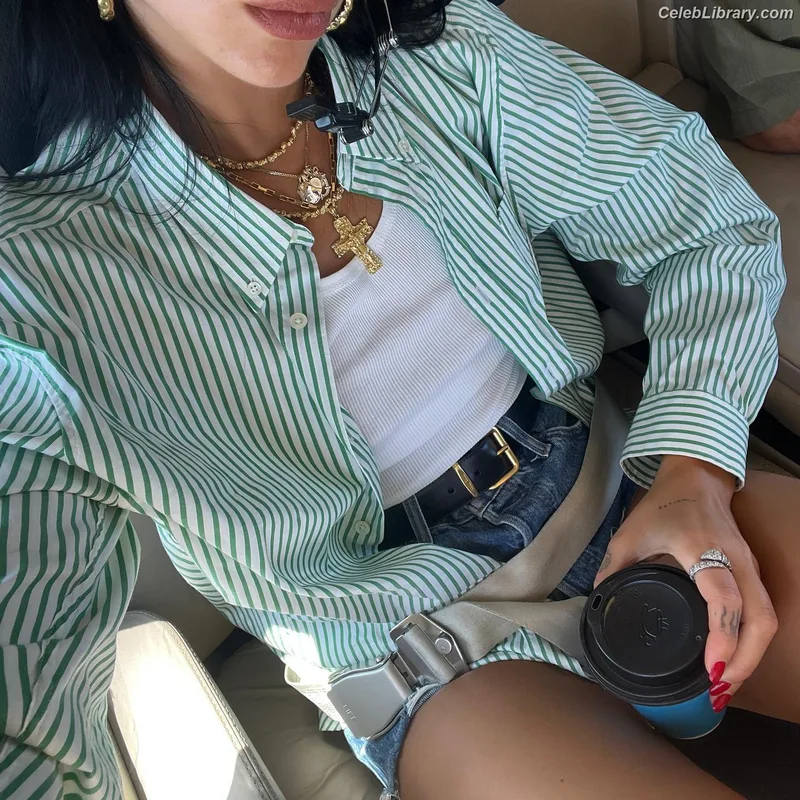 Dua Lipa photo 24 of 7804