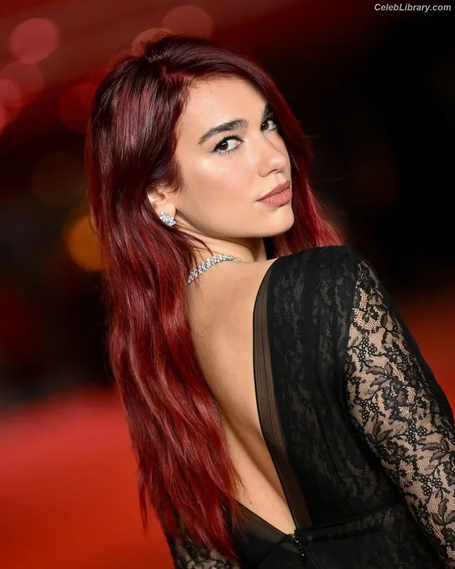 Dua Lipa photo 23 of 7804