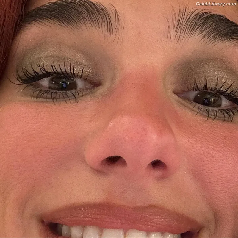 Dua Lipa photo 15 of 7804