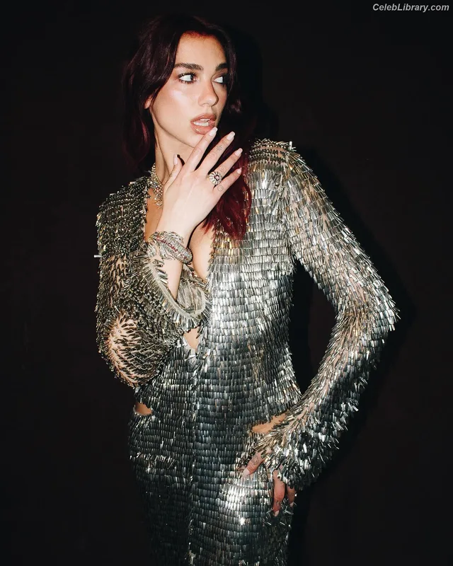 Dua Lipa photo 18 of 7804