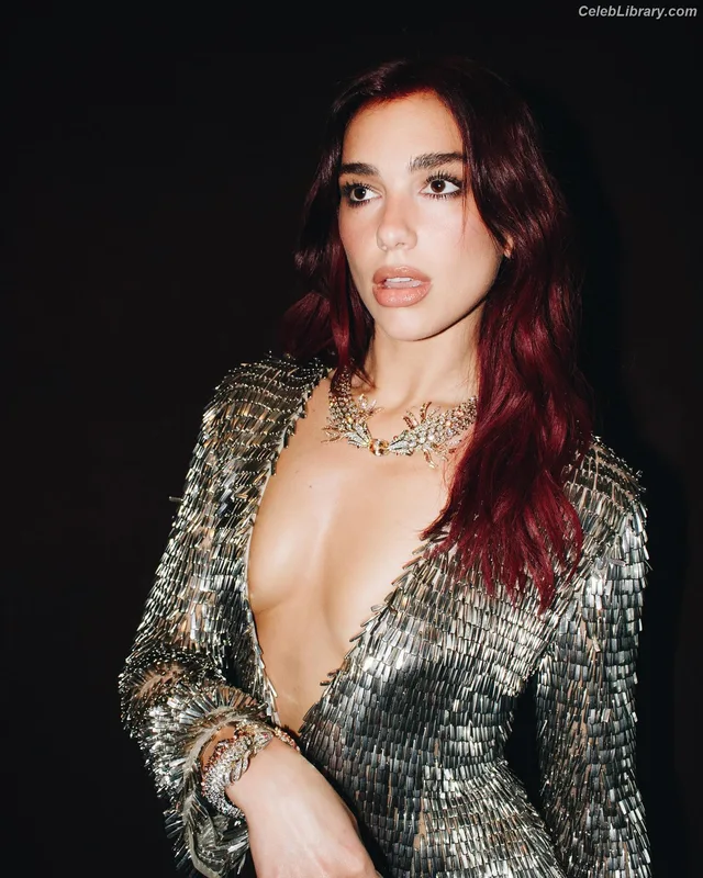 Dua Lipa photo 20 of 7804