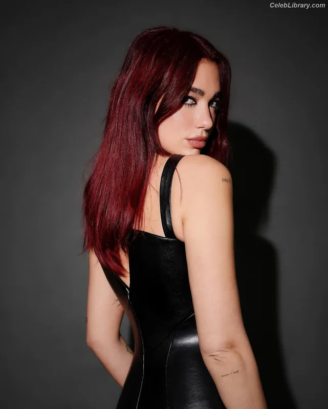 Dua Lipa photo 21 of 7804