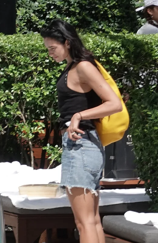 Dua Lipa photo 3 of 7804