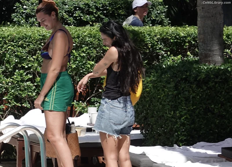 Dua Lipa photo 13 of 7804