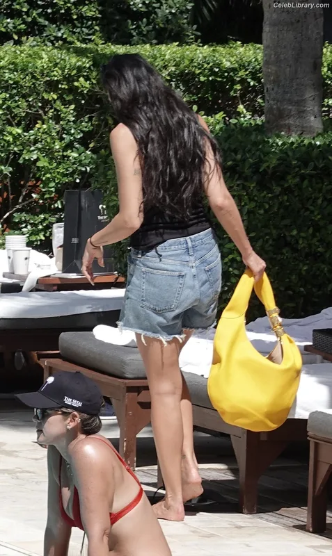 Dua Lipa photo 23 of 7804