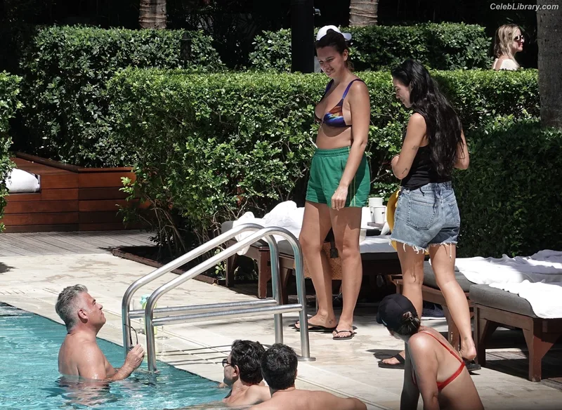 Dua Lipa photo 5 of 7804