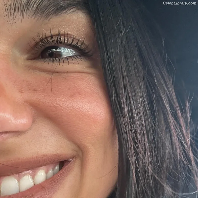 Dua Lipa photo 16 of 7804