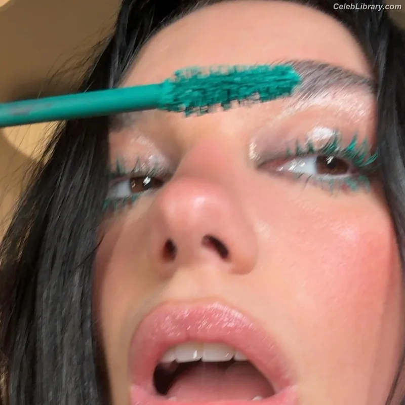 Dua Lipa photo 7 of 7804