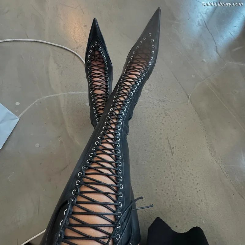 Dua Lipa photo 21 of 7804