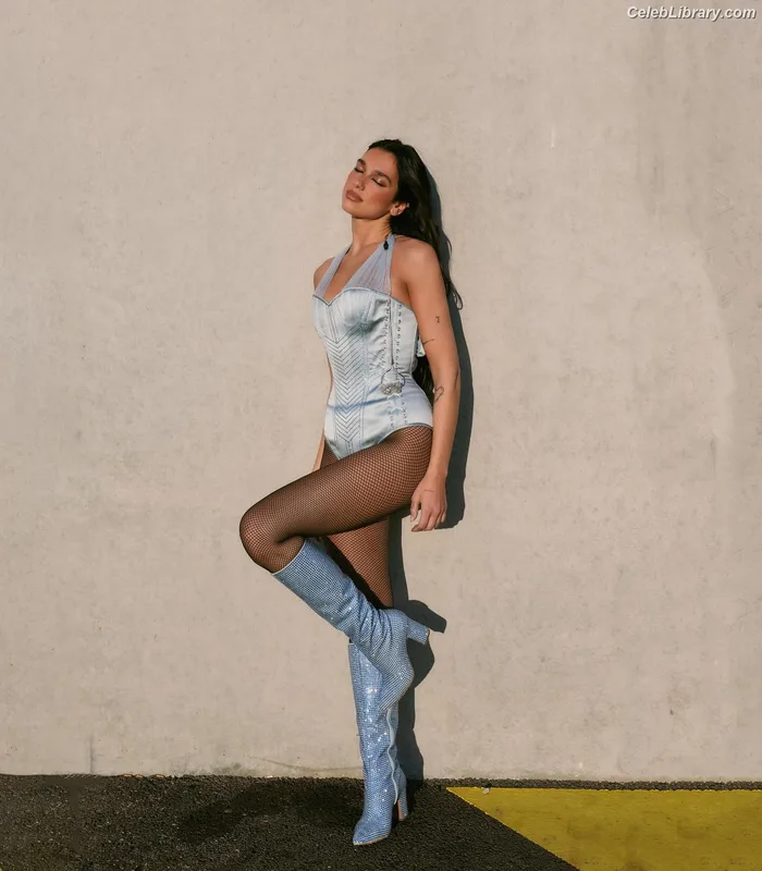 Dua Lipa photo 18 of 7804