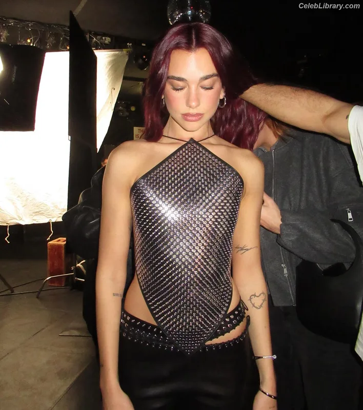 Dua Lipa photo 10 of 7804
