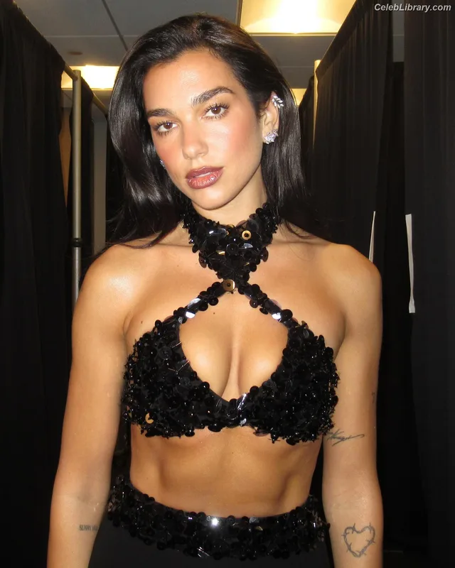 Dua Lipa photo 5 of 7804