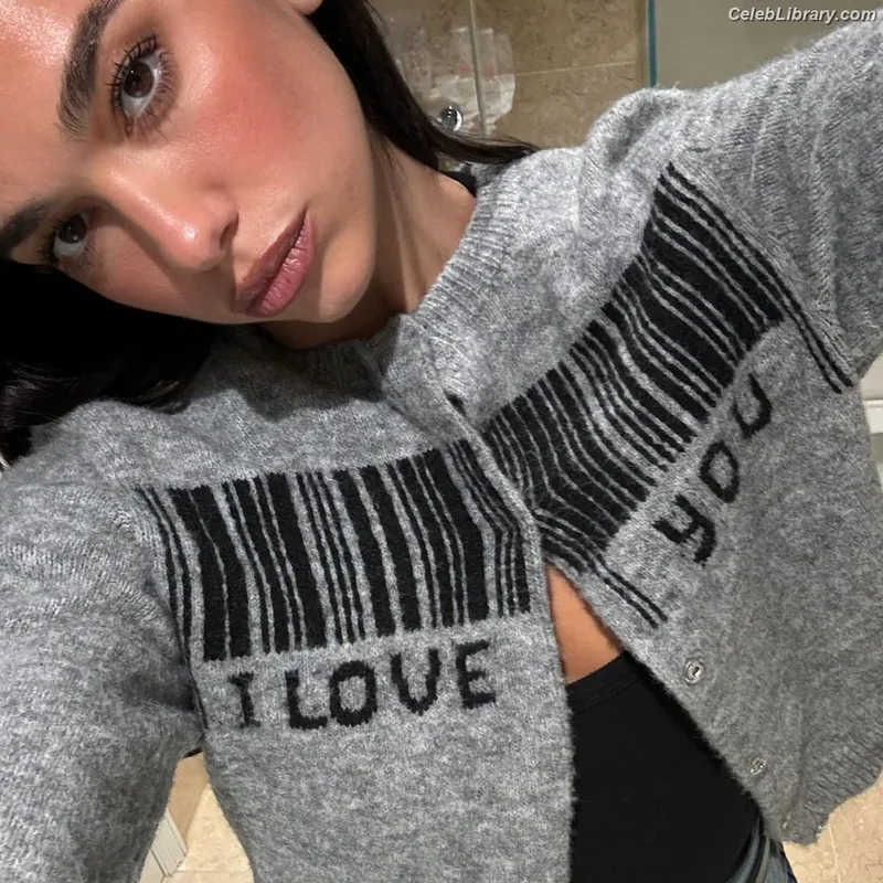 Dua Lipa photo 5 of 7804