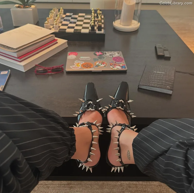 Dua Lipa photo 13 of 7804