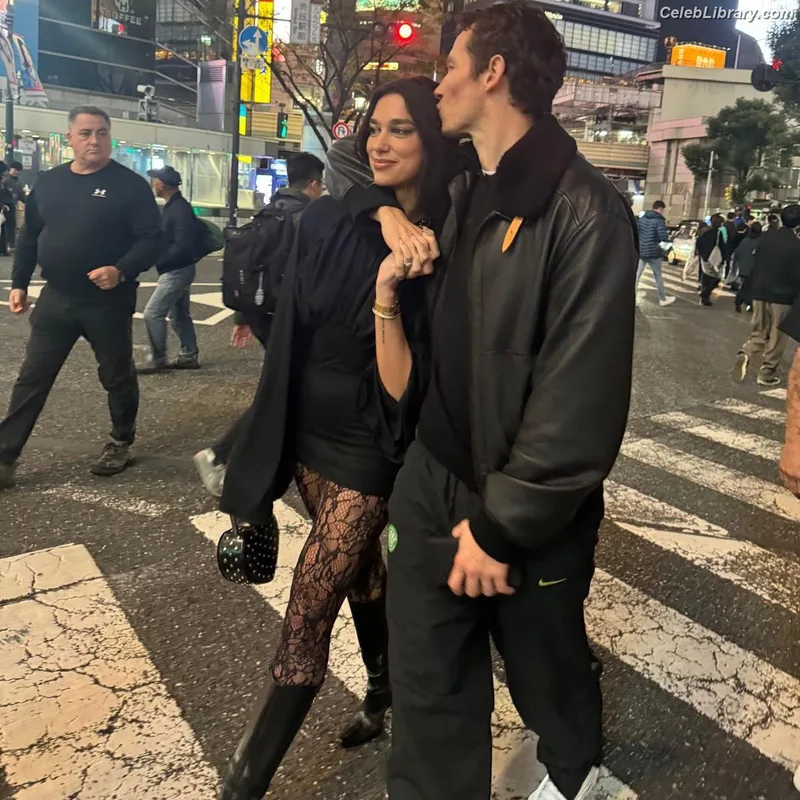 Dua Lipa photo 6 of 7804
