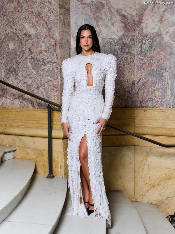 Dua Lipa photo 20 of 7804