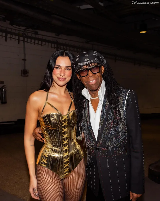Dua Lipa photo 7 of 7804