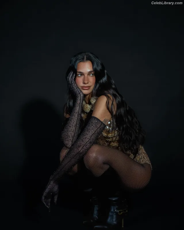 Dua Lipa photo 22 of 7804