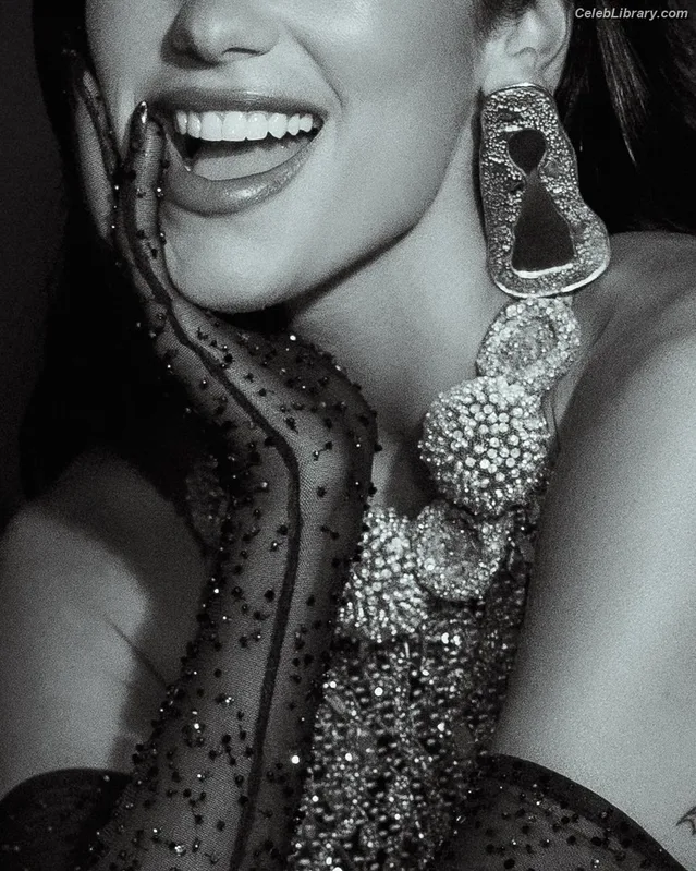 Dua Lipa photo 23 of 7804