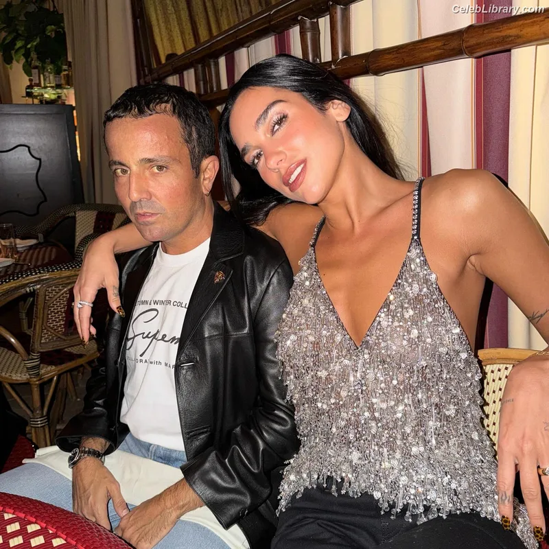 Dua Lipa photo 13 of 7804