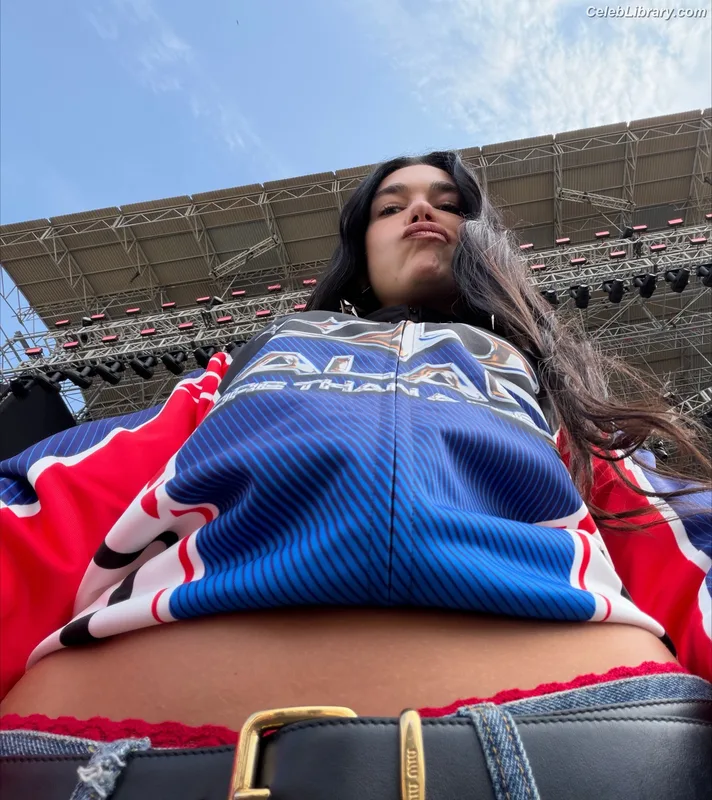 Dua Lipa photo 18 of 7804