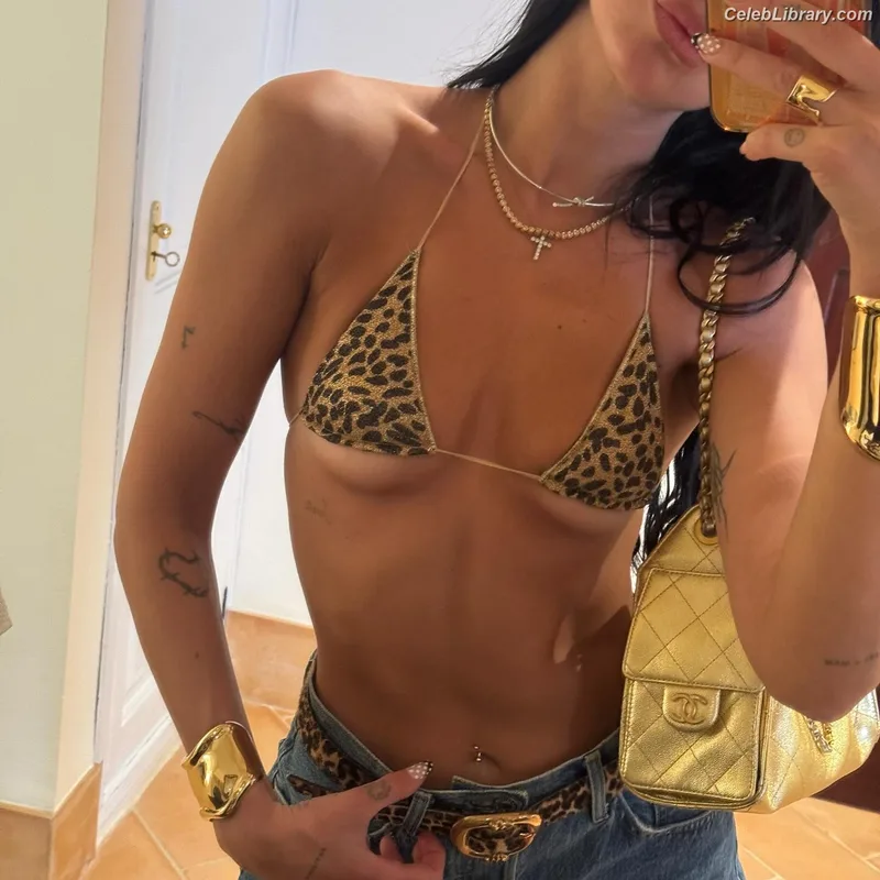 Dua Lipa photo 4 of 7804