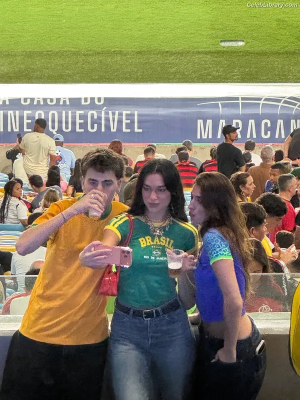 Dua Lipa photo 19 of 7804