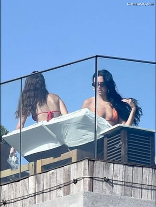 Dua Lipa photo 22 of 7804