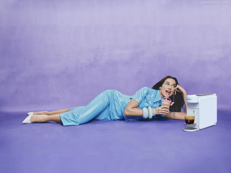 Dua Lipa photo 5 of 7804
