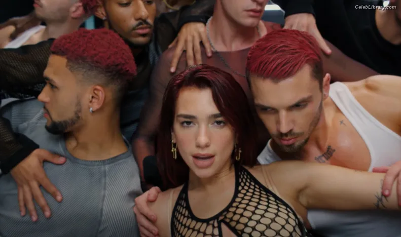 Dua Lipa photo 13 of 7804