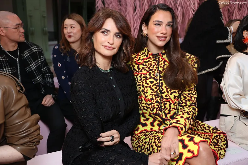 Dua Lipa photo 5 of 7804