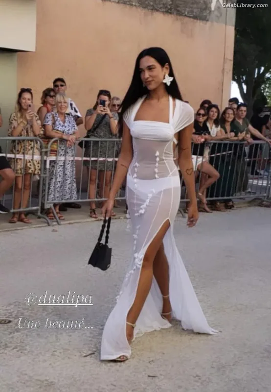 Dua Lipa photo 13 of 7804