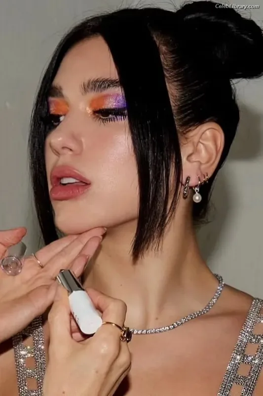 Dua Lipa photo 5 of 7804