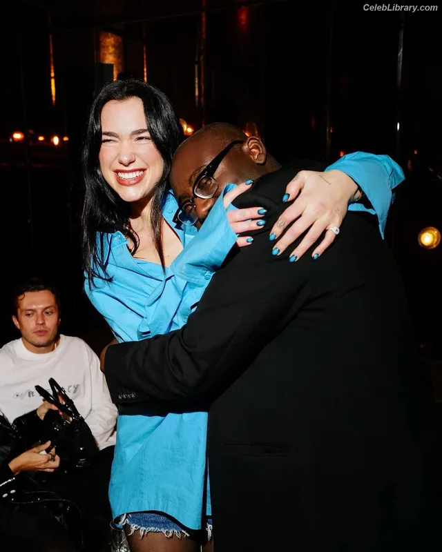 Dua Lipa photo 24 of 7804