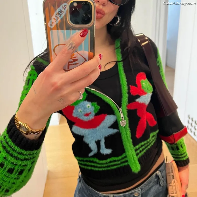Dua Lipa photo 4 of 7804