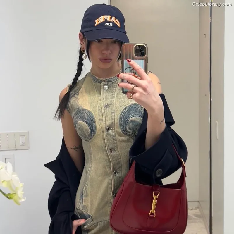 Dua Lipa photo 6 of 7804