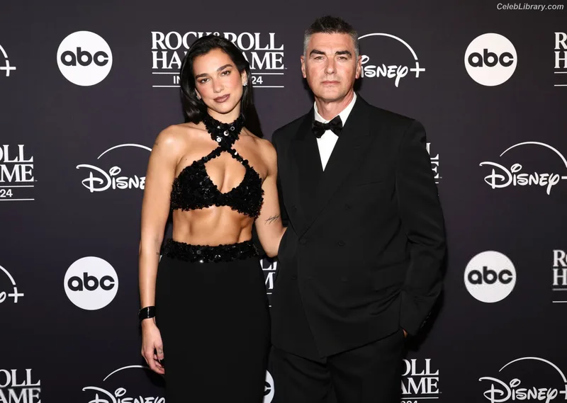 Dua Lipa photo 6 of 7804