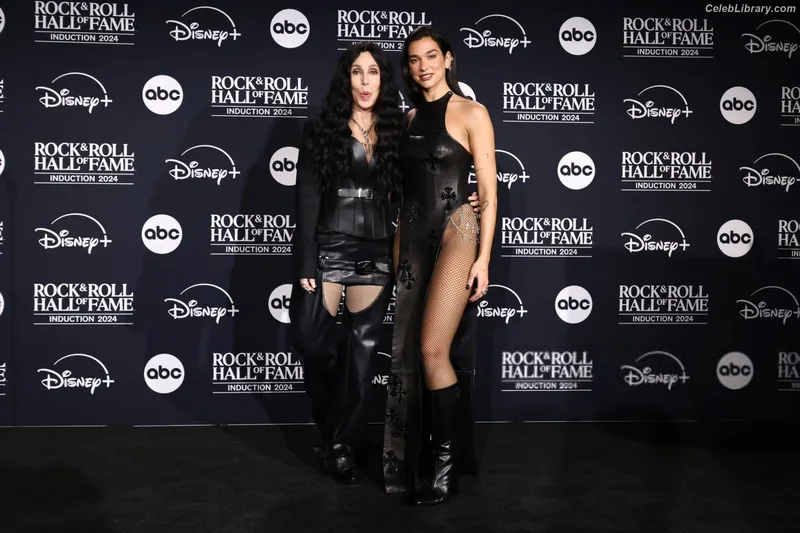 Dua Lipa photo 6 of 7804