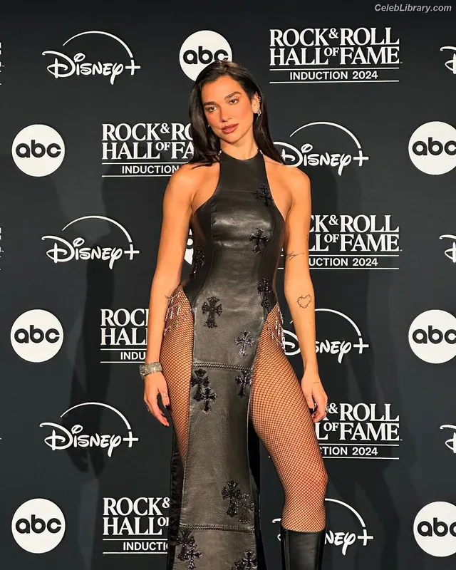 Dua Lipa photo 12 of 7804