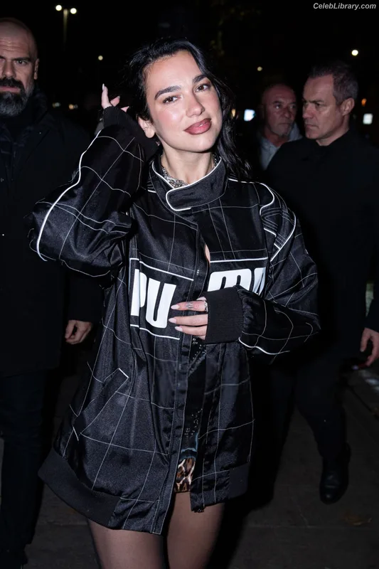 Dua Lipa photo 22 of 7804