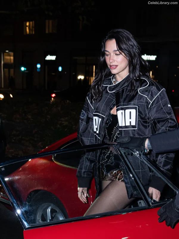 Dua Lipa photo 24 of 7804