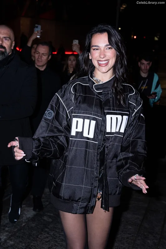 Dua Lipa photo 3 of 7804