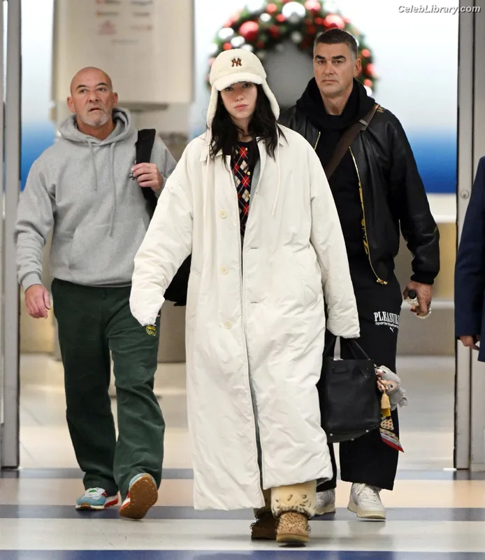 Dua Lipa photo 7 of 7804