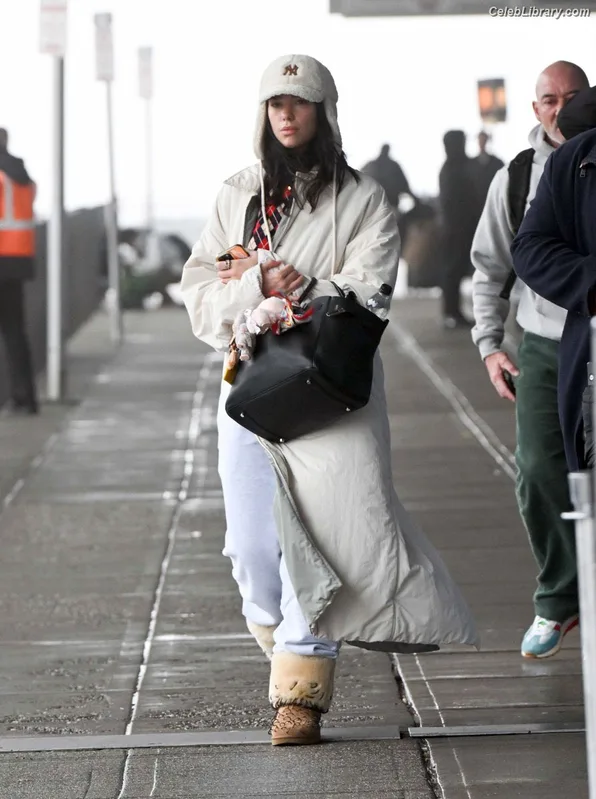 Dua Lipa photo 8 of 7804