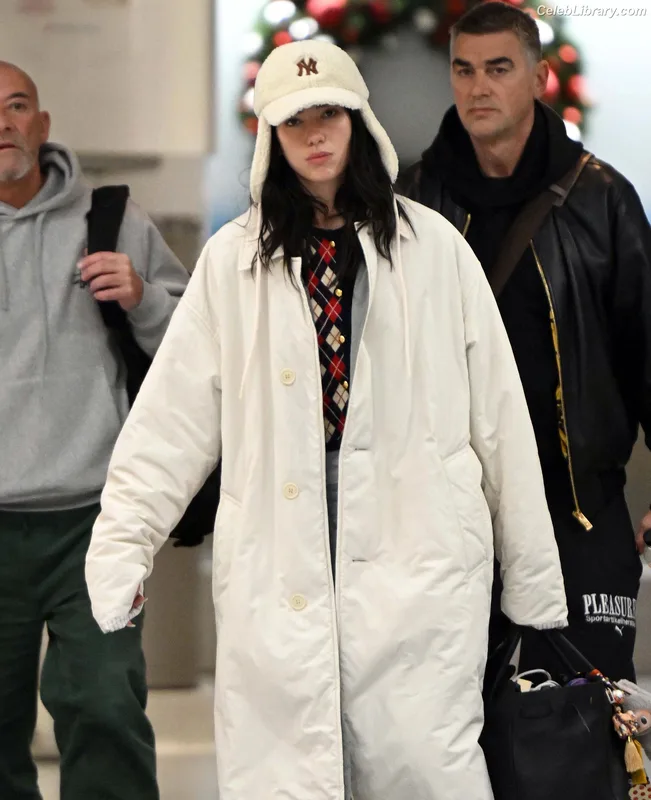 Dua Lipa photo 10 of 7804