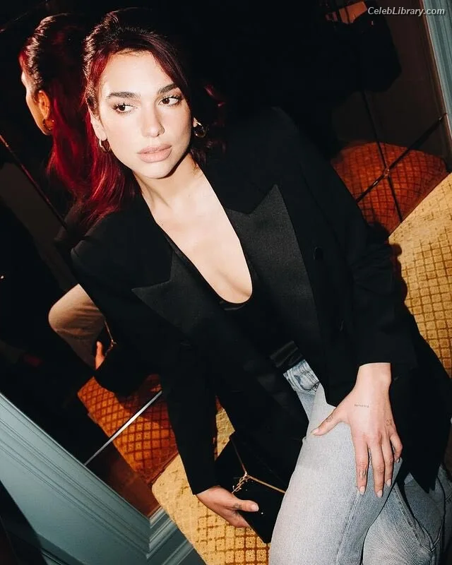 Dua Lipa photo 11 of 7804